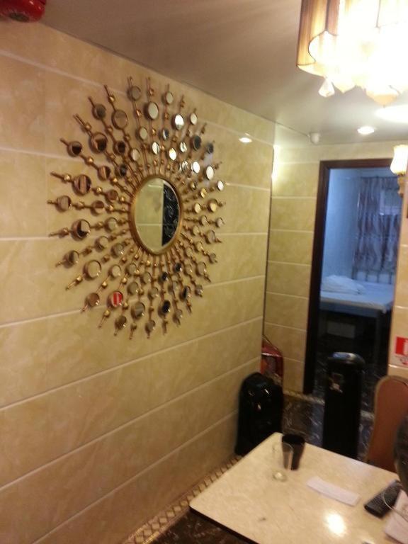 Ranjeet Guest House Гонконг Экстерьер фото